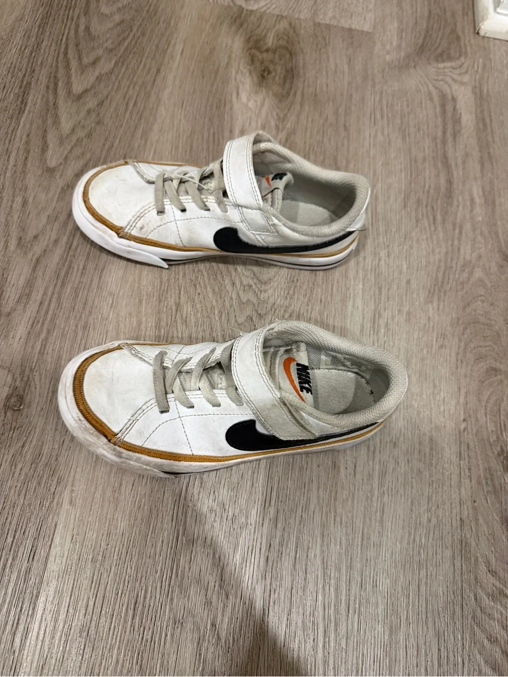 Nike little Kids court legacy sneakers